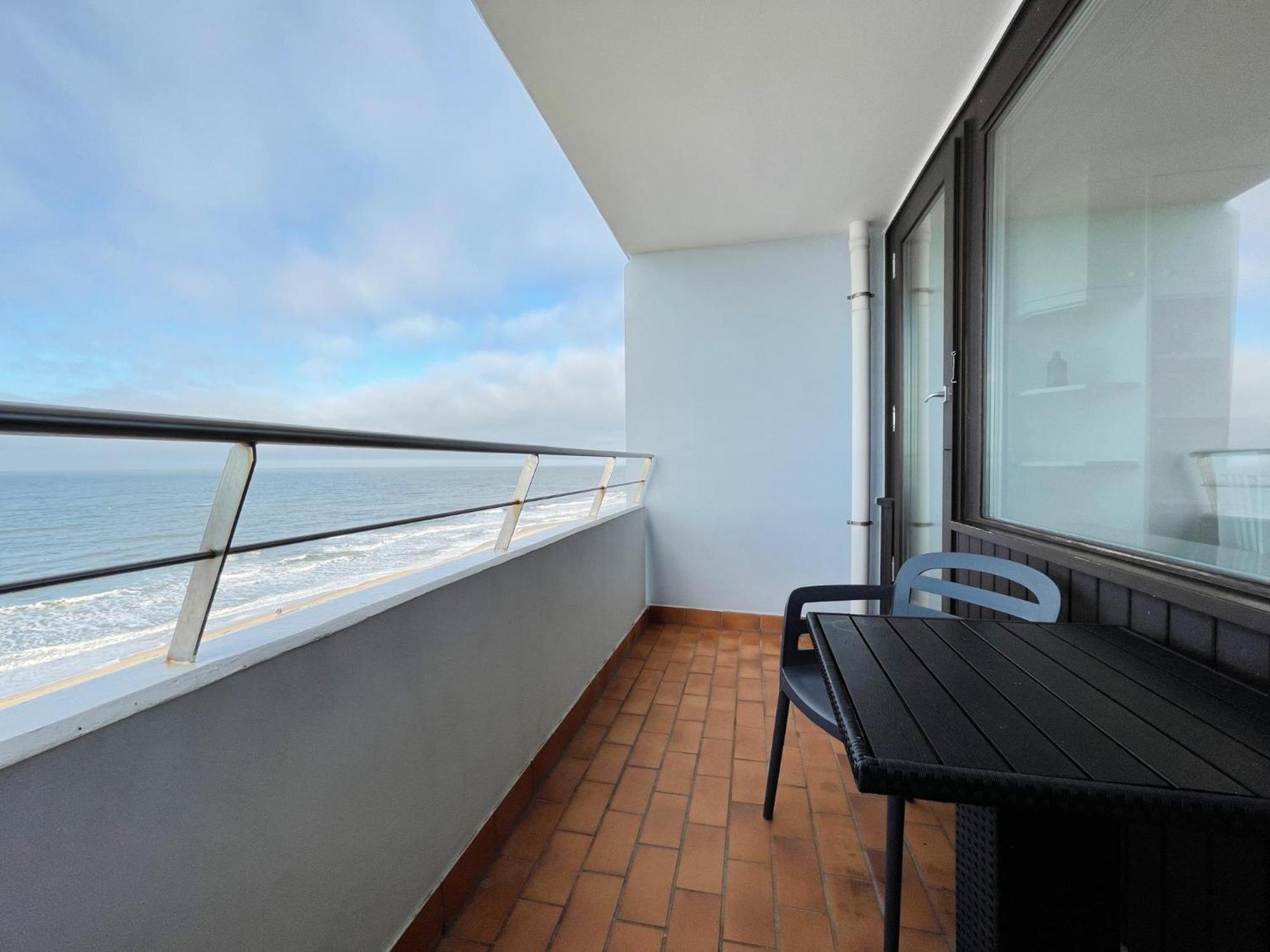 Haus Metropol App 130 Mit Meerblick Und Balkon Westerland Exterior photo
